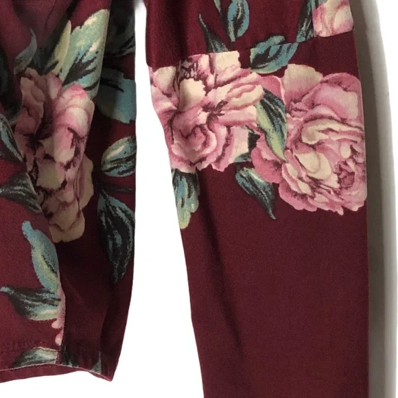 IZ BYER floral crisscross back tie front top | M - Picture 5 of 10